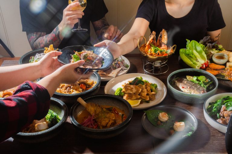 Dine-in Vs Authentic Thai Food Delivery: What Suits Spring?